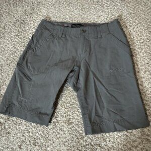 Marmot Shorts Womens 4 Gray Hiking Outdoor Trail Zip Pocket Lightweight Stretch